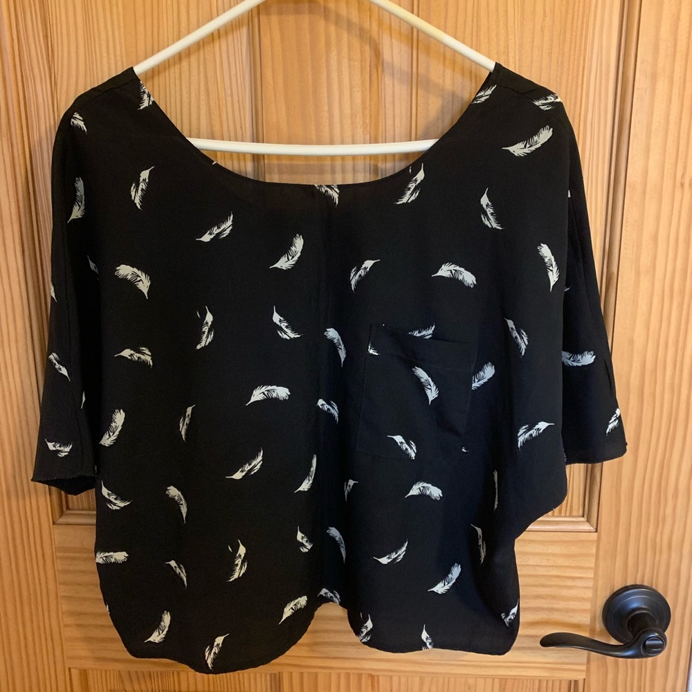 Women’s Target Feather Crop T-shirt XS